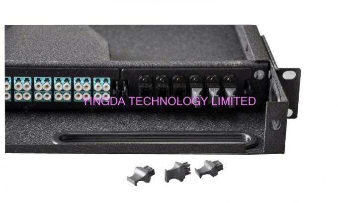 96 il quadro d'interconnessione dei centri 1U MPO/recinzioni 4 abbaia largamente 24 LC ports3 MPO L'APC (x8) SMF introdotto