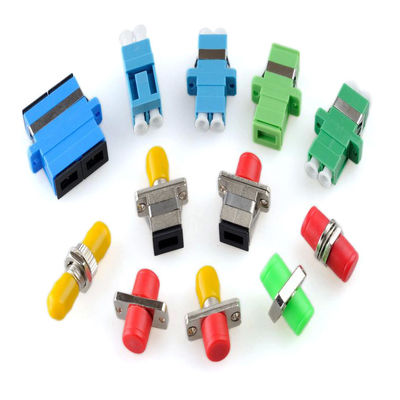 comprare SC UPC/APC/OM3/OM4 connettori adattatori duplex in fibra ottica per connessioni in fibra ottica fabbricazione online